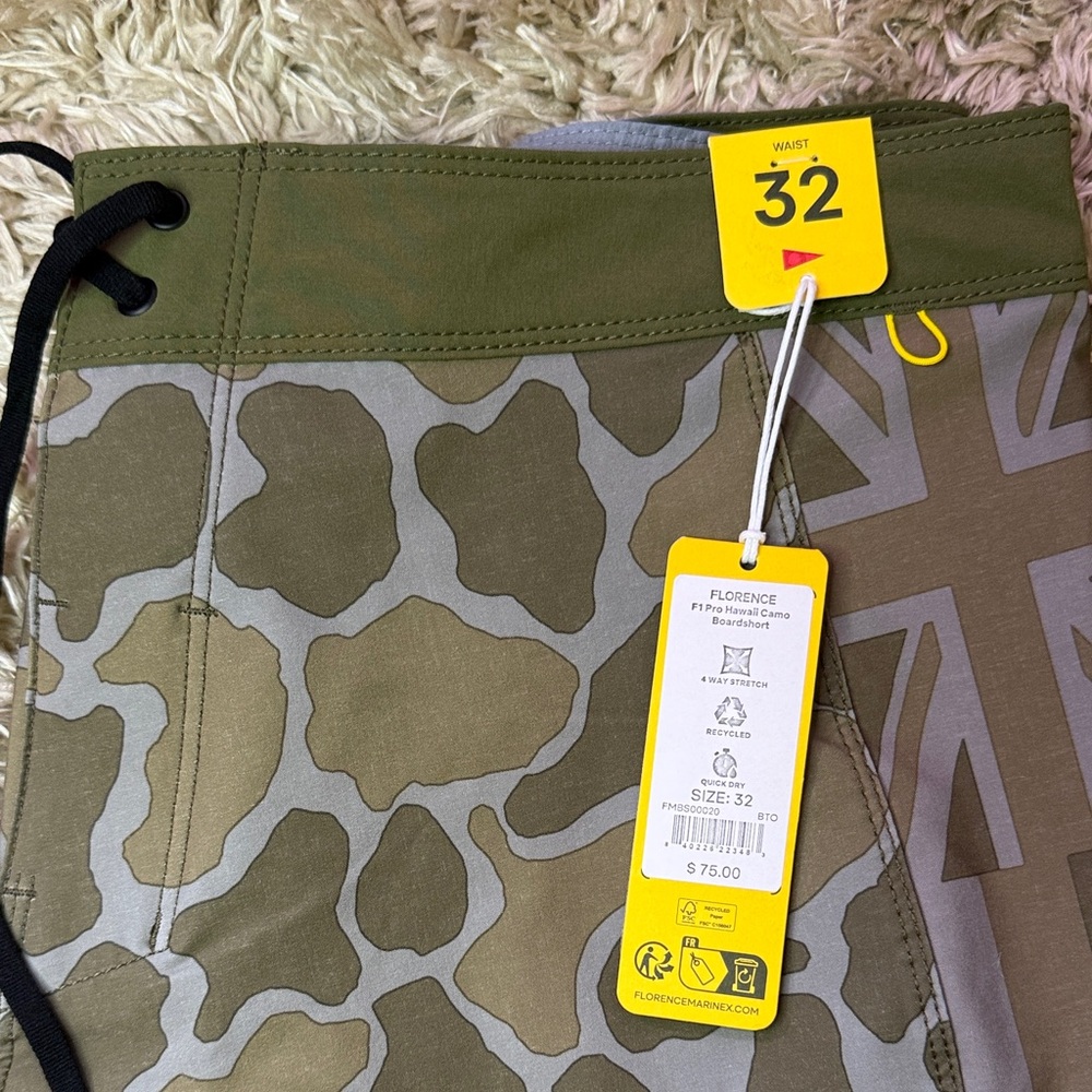 Florence Marine Men's Hawaiian Camouflage Board Shorts - Olive and Gray - Picture 5 of 5